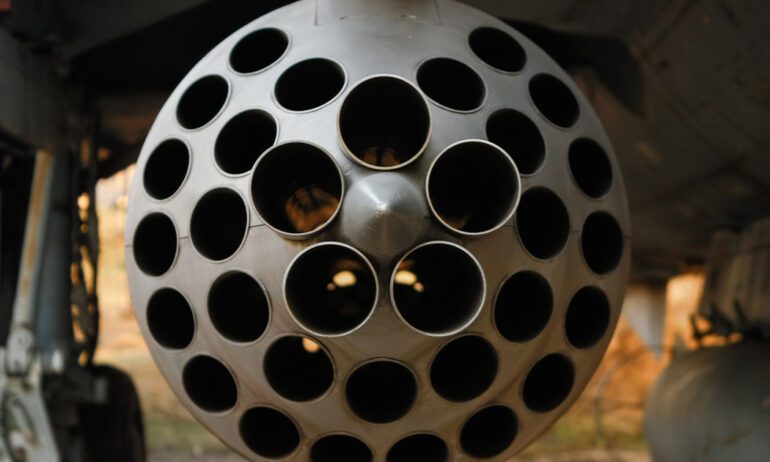 Aluminio para el sector de la defensa: resistencia, ligereza y soluciones a medida.