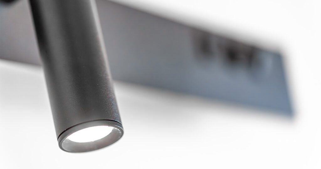 Lacado en pieza para iluminación